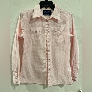 Wrangler Women’s Western Pearl Snap shirt pink gingham Size M breast cancer 🎗️